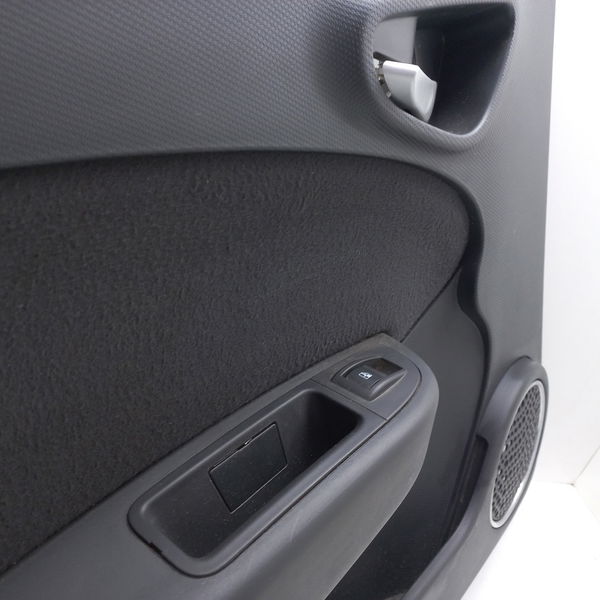 Forro De Porta Traseira Esquerda Fiat Grand Siena 1.6 2018