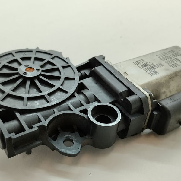 Motor Vidro Dianteiro Direito Fiat Stilo 1.8 2010