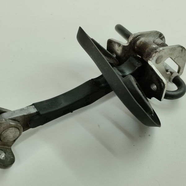Limitador Porta Dianteira Direita Fiat Stilo 1.8 2010