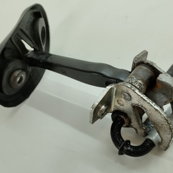 Limitador Porta Traseira Direita Fiat Stilo 1.8 2010