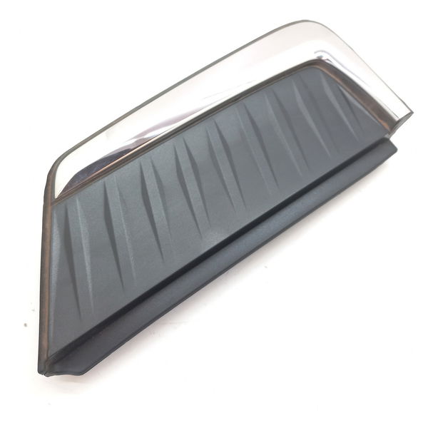 Aplique Lateral Esquerdo Chery Tiggo 5x 2023