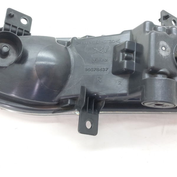 Farol De Milha Lado Direito Nissan Kicks 2018