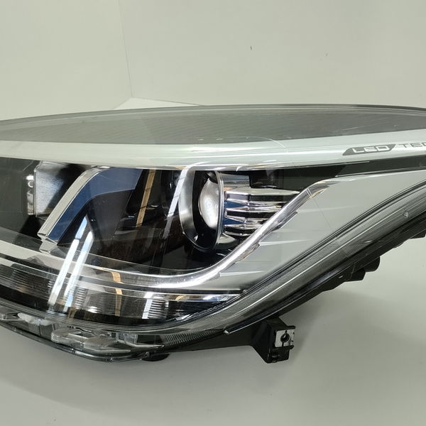 Farol Esquerdo Com Detalhe Chery Tiggo 5x 2023