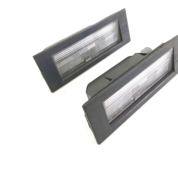Par Luz De Placa Fiat Cronos 1.3 2019