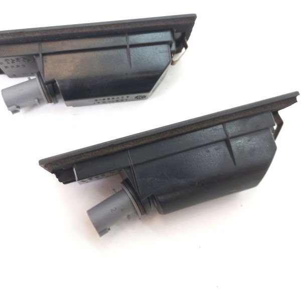 Par Luz De Placa Fiat Cronos 1.3 2019