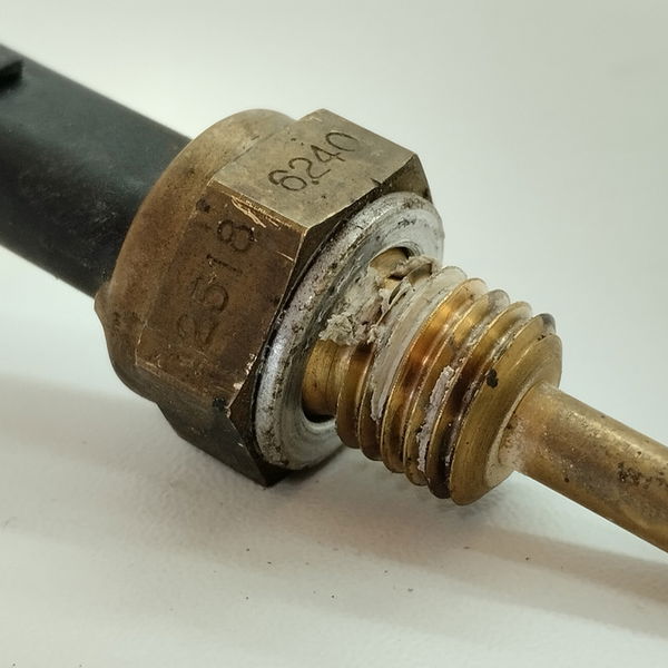 Sensor De Temperatura Chevrolet Onix Lt 1.4 2018