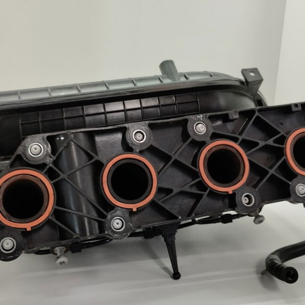 Coletor De Admissão Chevrolet Onix Lt 1.4 2018