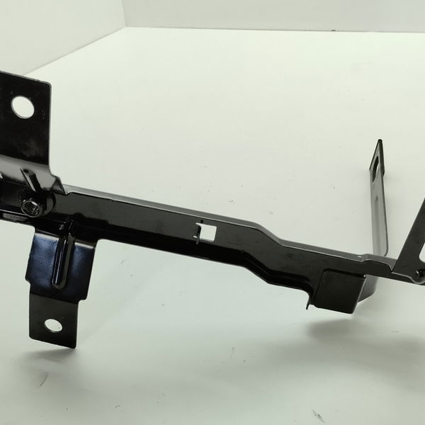 Suporte Trava Da Bateria Chevrolet Onix Lt 1.4 2018