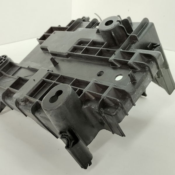 Suporte Da Bateria Chevrolet Onix Lt 1.4 2018