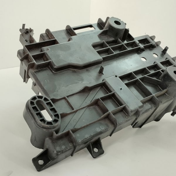 Suporte Da Bateria Chevrolet Onix Lt 1.4 2018