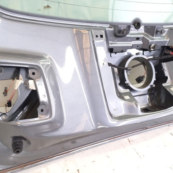 Tampa Traseira Vw Fox Connect 1.6 2018