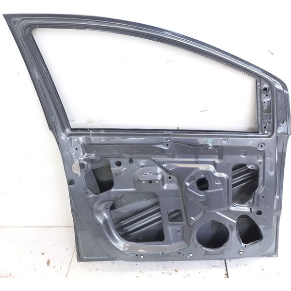 Porta Dianteira Esquerda Com Detalhe Vw Fox Connect 1.6 2018