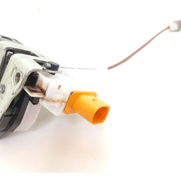 Fechadura Porta Dianteira Esquerda Vw Fox Connect 1.6 2018