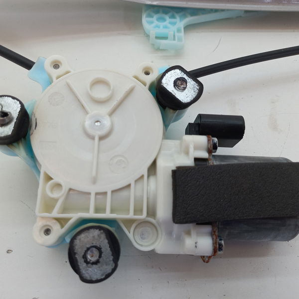 Maquina De Vidro Dianteiro Direito Vw Fox Connect 1.6 2018