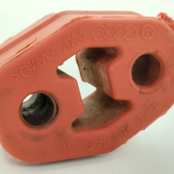 Coxim Do Escapamento Volkswagen Fox Connect 1.6 2018