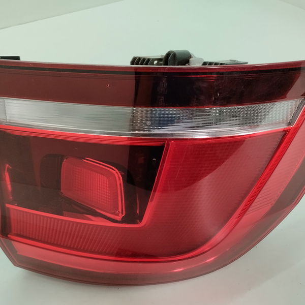 Lanterna Traseira Direita Volkswagen Fox Connect 1.6 2018