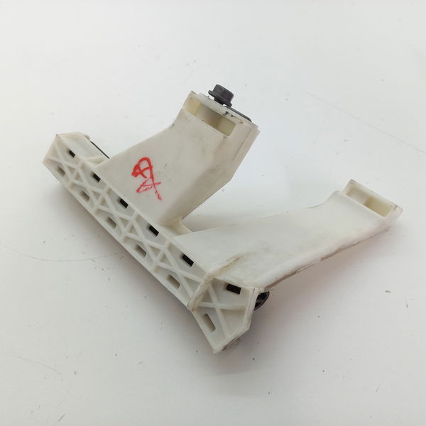 Guia Do Vidro Dianteiro Direito Peugeot 408 Griff 2.0 2012