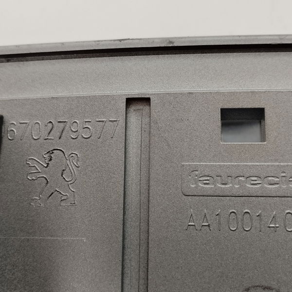 Moldura Do Comando Do Ar Peugeot 408 Griffe 2.0 2012