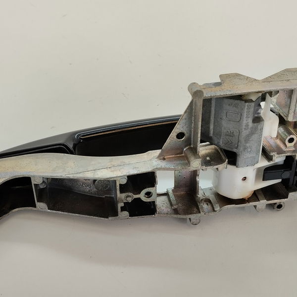 Maçaneta Externa Dianteira Direita Peugeot 408 Grif 2.0 2012