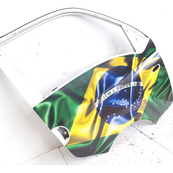 Porta Dianteira Direita Hyundai Hr 2.5 Diesel 2014