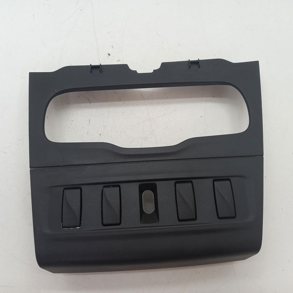 Moldura Comando Do Ar Renault Logan Life 1.0 2021