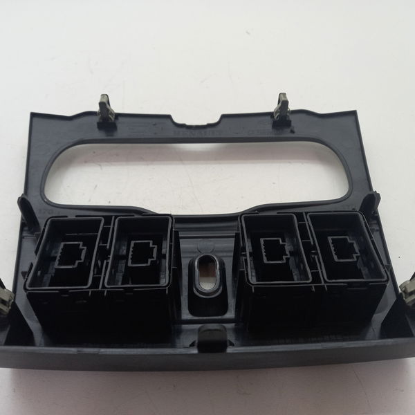 Moldura Comando Do Ar Renault Logan Life 1.0 2021