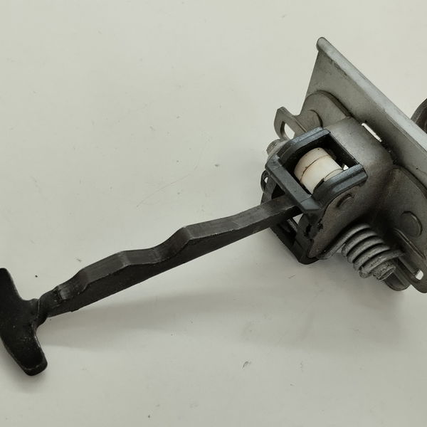 Limitador Porta Dianteira Direita Peugeot 408 Griff 2.0 2012