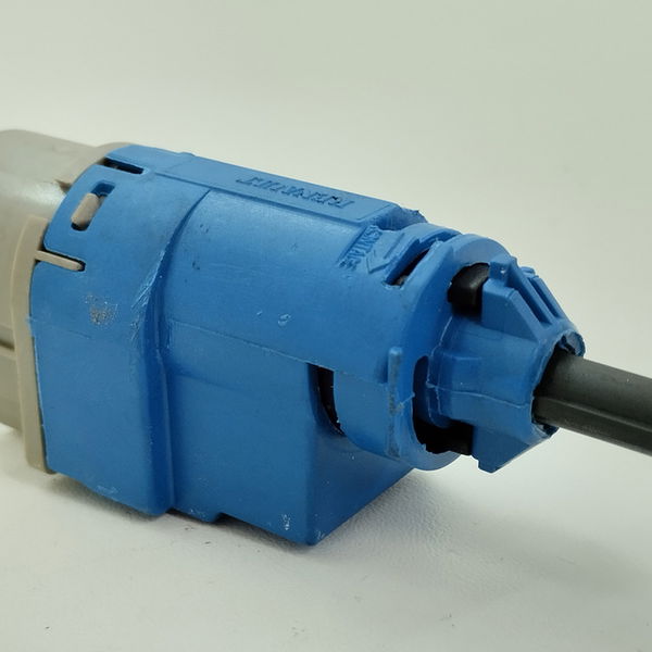 Sensor Pedal Da Embreagem Renault Logan Fire 1.0 2021