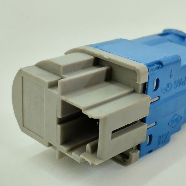 Sensor Pedal Da Embreagem Renault Logan Fire 1.0 2021