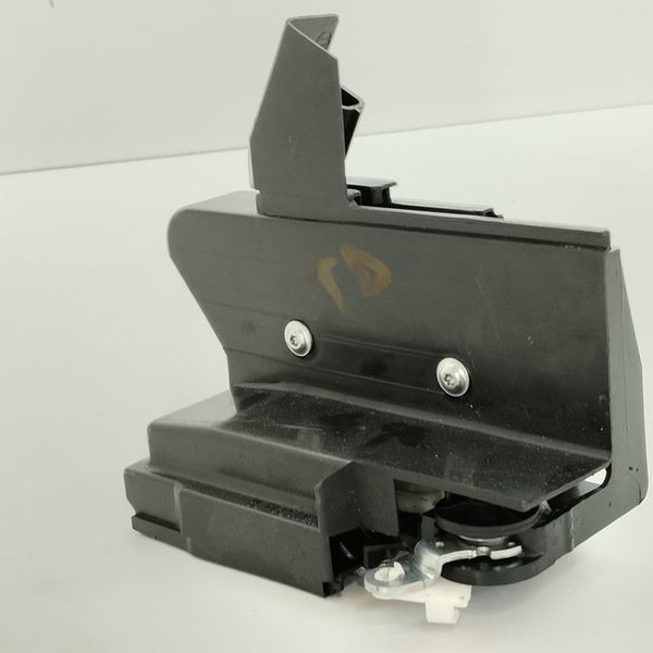 Fechadura Porta Traseira Direita Renault Logan Life 1.0 2021