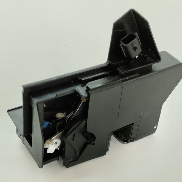 Fechadura Porta Traseira Direita Renault Logan Life 1.0 2021