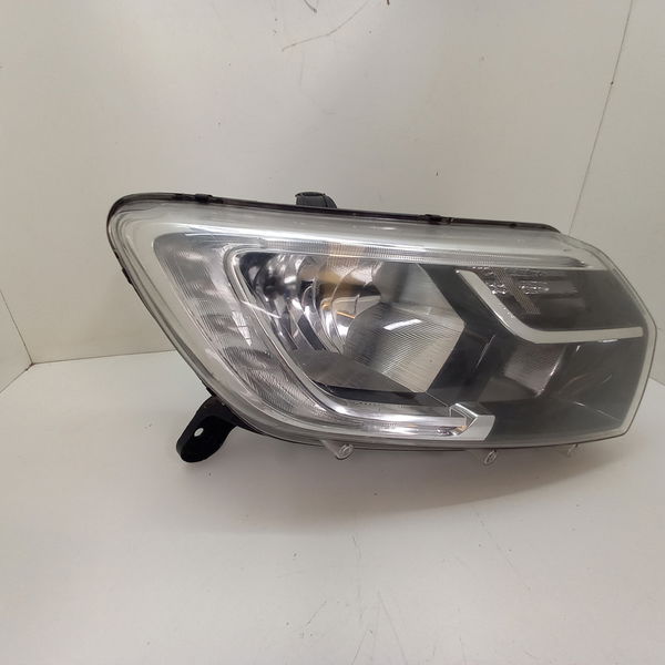 Farol Direito Logan Life 1.0 2021