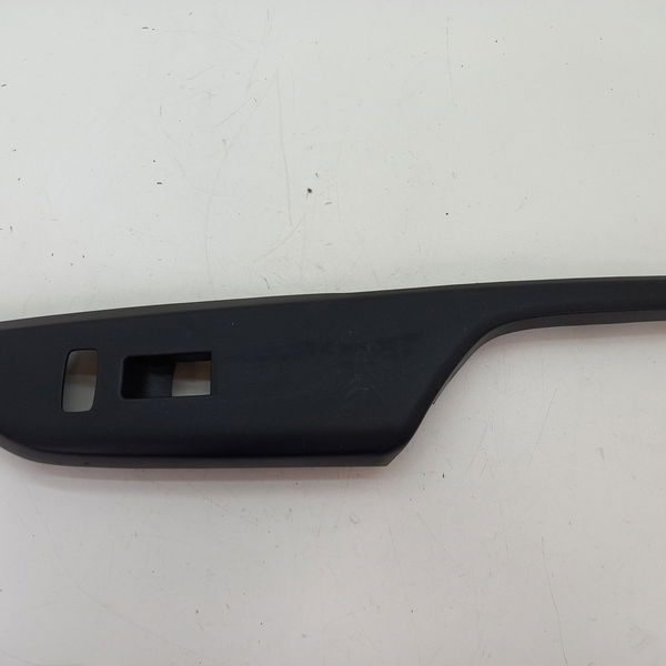 Moldura Botao Vidro Dianteiro Direito Honda Civic  2.0 2017
