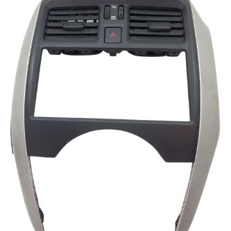 Moldura Do Radio Alerta Nissan Versa S 1.6 2017