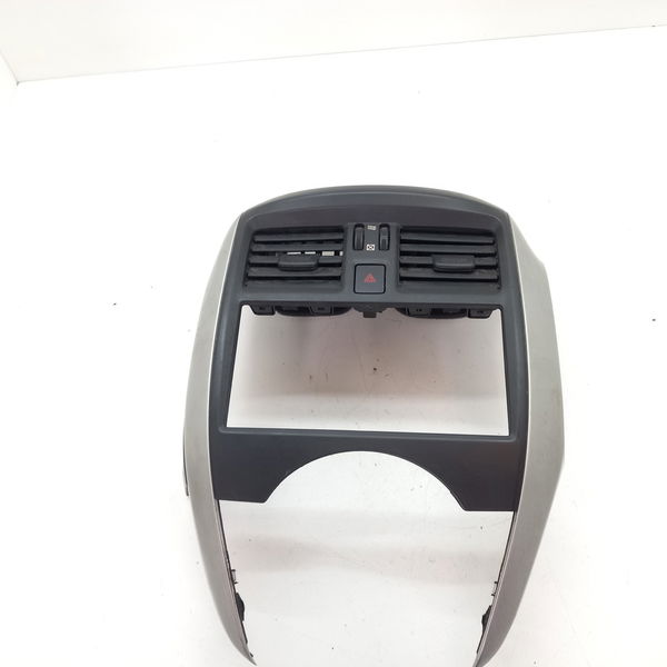 Moldura Do Radio Alerta Nissan Versa S 1.6 2017