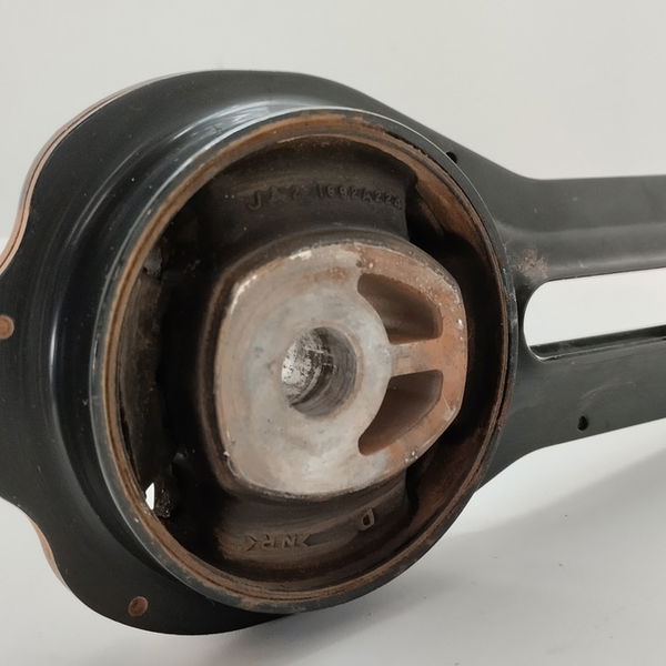 Coxim Inferior Do Cambio Mitsubishi Outlander 2.0 2013