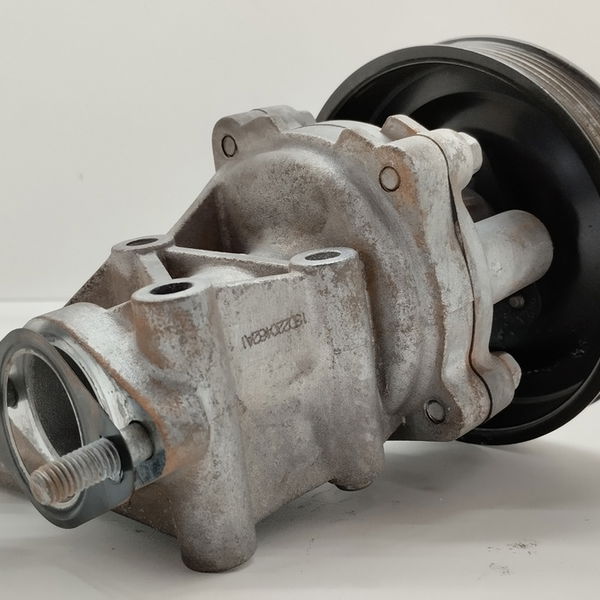 Bomba De Agua Mitsubishi Outlander 2.0 2013