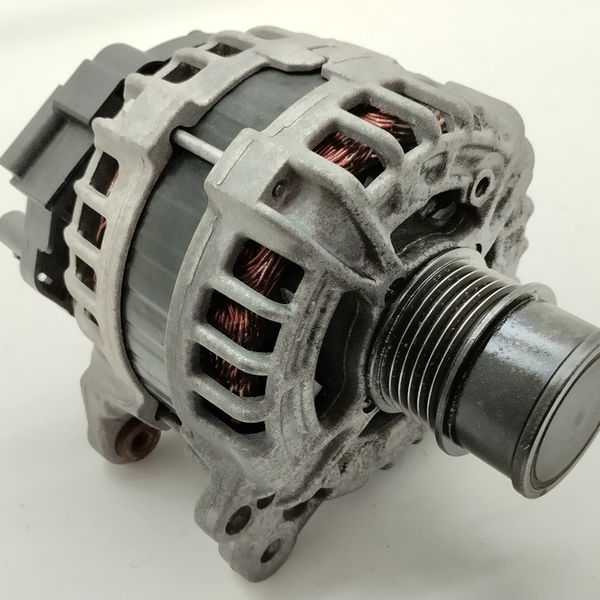 Alternador Volkswagen Jetta Tl Af 2016