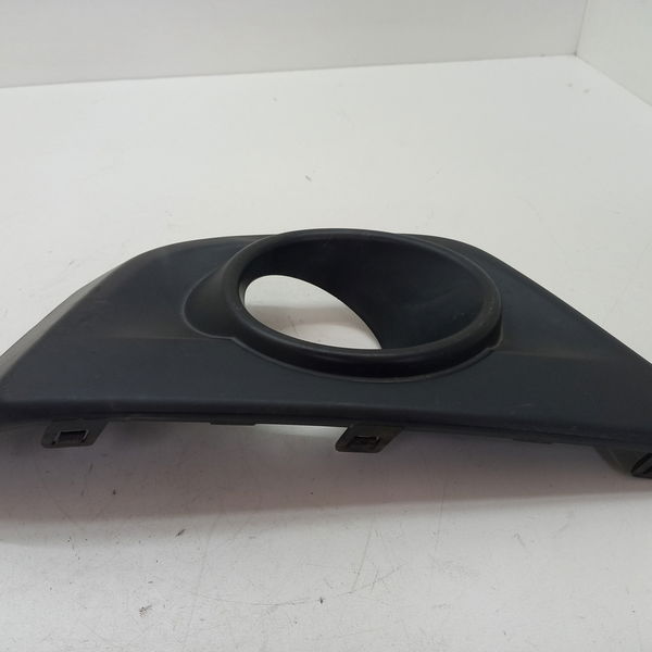 Moldura Farol Milha Esquerdo Suzuki G Vitara 2013