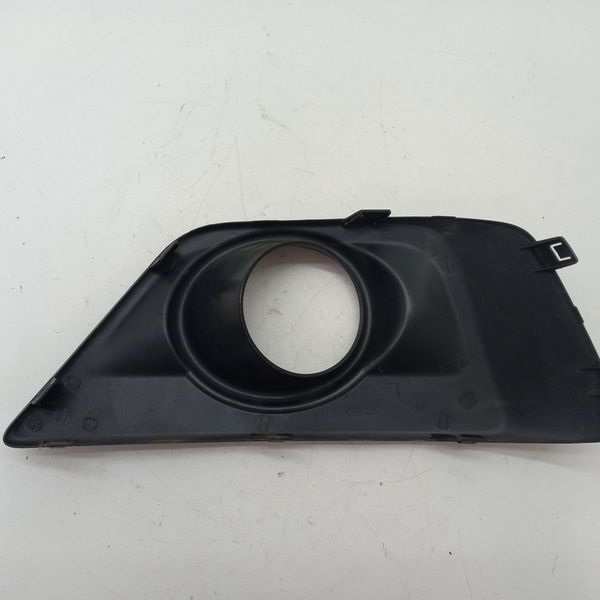 Moldura Farol Milha Esquerdo Suzuki G Vitara 2013