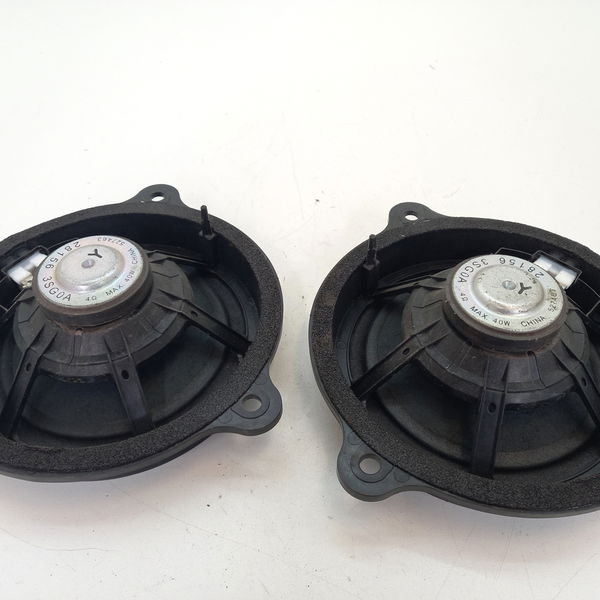 Par Alto Falante Nisan Versa S 1.6 2017