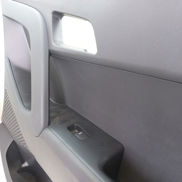 Forro De Porta Dianteira Direita Hyundai Creta 1.6 2021