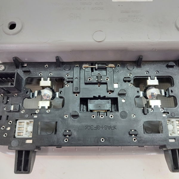 Luz Cortesia Do Teto Hyundai Creta 1.6 Action 2021