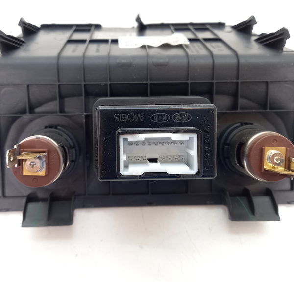 Moldura Cabo Usb Hyundai Creta 1.6 Action 2021