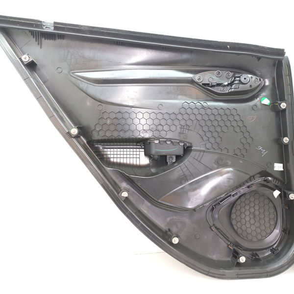 Forro Da Porta Traseira Direita Chevrolet Onix 1.4 Ltz 2016