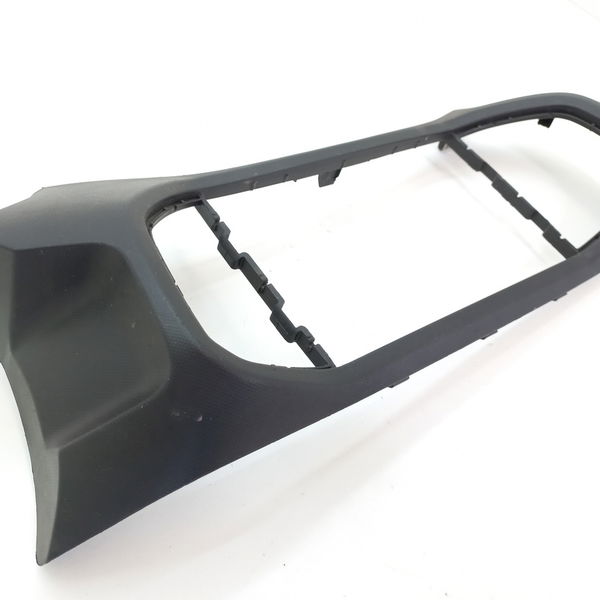 Moldura Painel Central Chevrolet Onix 1.4 Ltz 2016