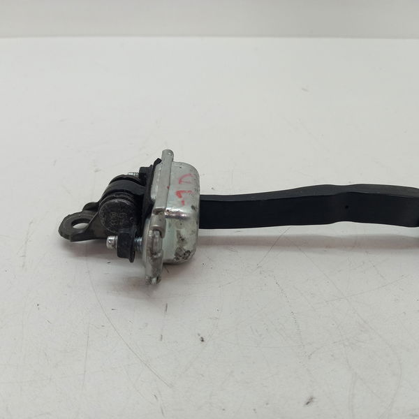 Limitador Porta Traseira Direita Chevrolet Onix 1.4 Ltz 2016