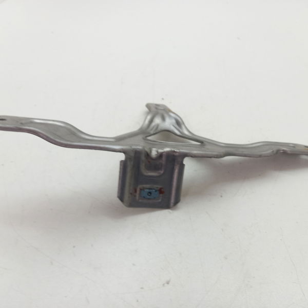 Suporte Forro Porta Traseira Esquerda Chevrolet Onix1.4 2016