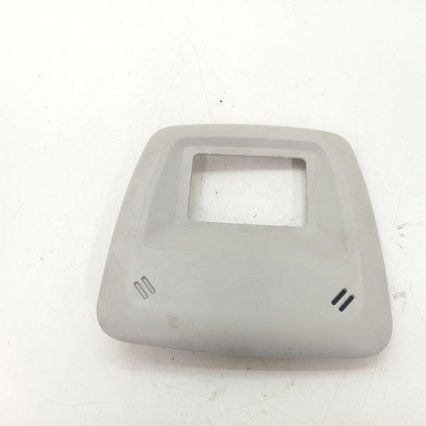 Moldura Luz Do Teto Chevrolet Onix 1.4 Ltz 2016