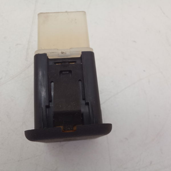 Entrada Usb Chevrolet Onix 1.4 Ltz 2016